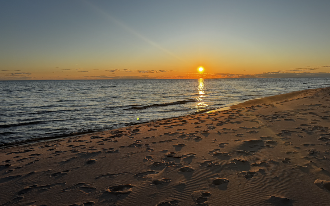 Waterfront Sunsets, Year-Round Comfort