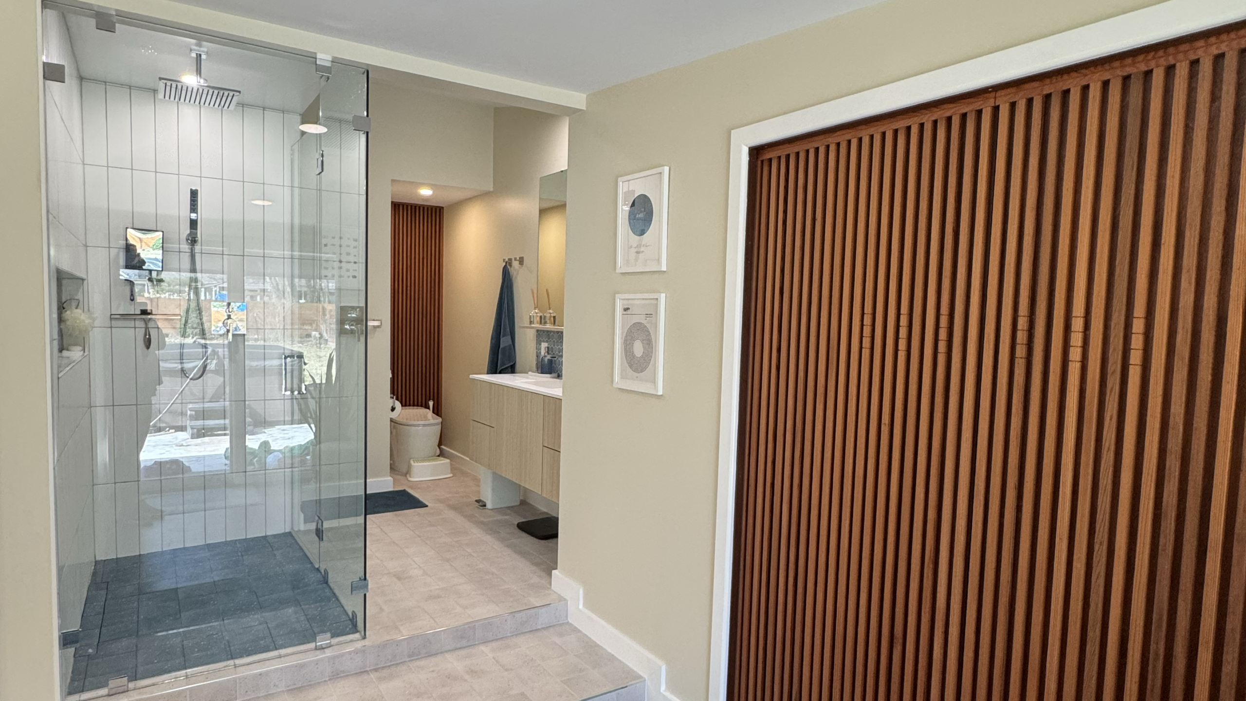 Transform Your Bathroom – Remodels That Work Hard and Look Amazing